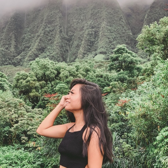 Meet your Posher, Cassandra - Picture 1 of 1